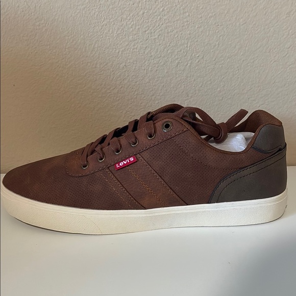 Levi's Brown Men Sneakers with Suede Upper and Minimalist Design - Picture 1 of 8